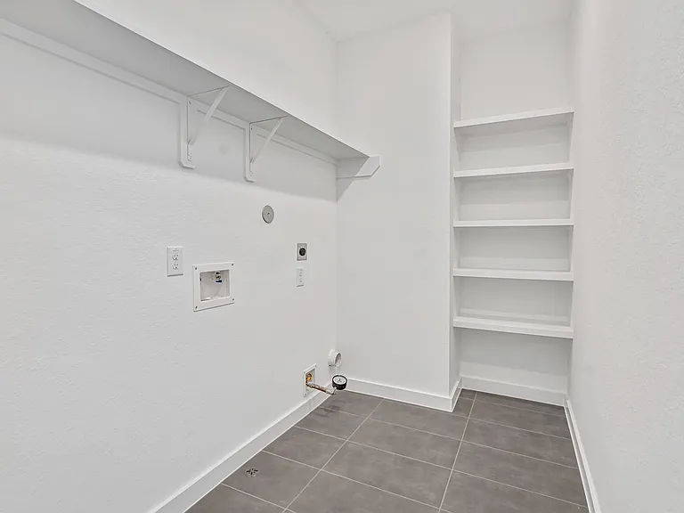 3620 Sauer St #B — Photo 22