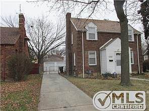 2nd image of 15750 Lindsay St