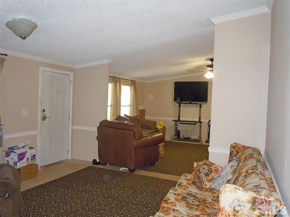 3rd image of 2821 Tarheel Ln