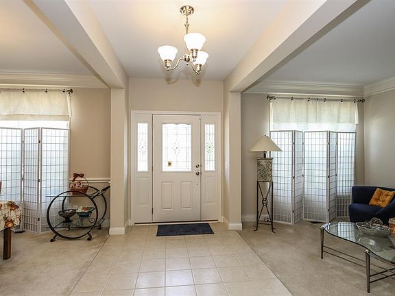3rd image of 7179 Woodberry Dr