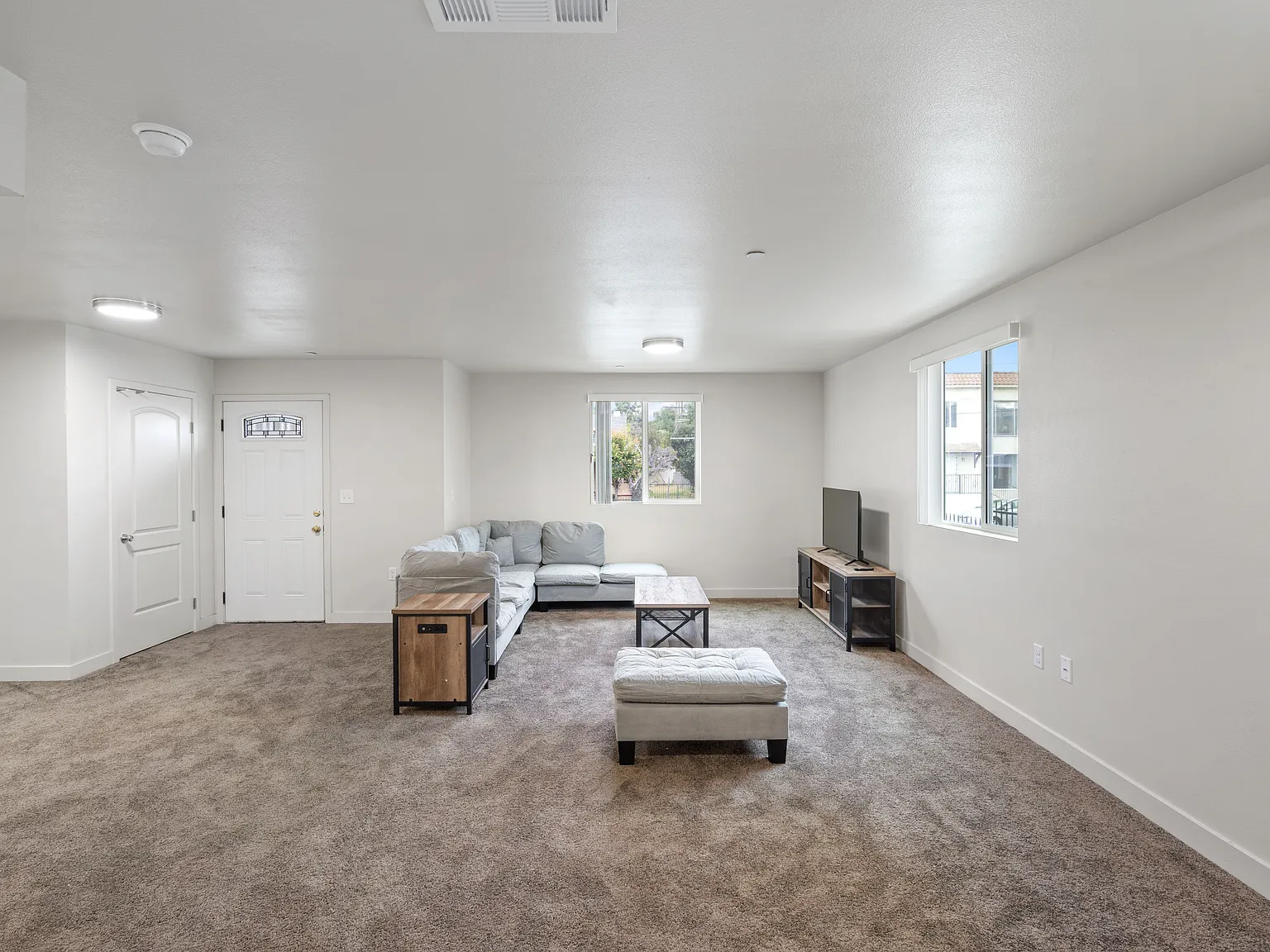 1 bed, $1,100 — Photo 2