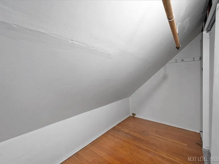 40 S Pine St — Photo 19