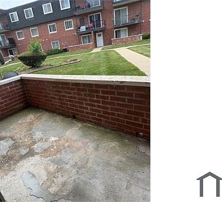 3rd image of 3012 171st St APT 1G