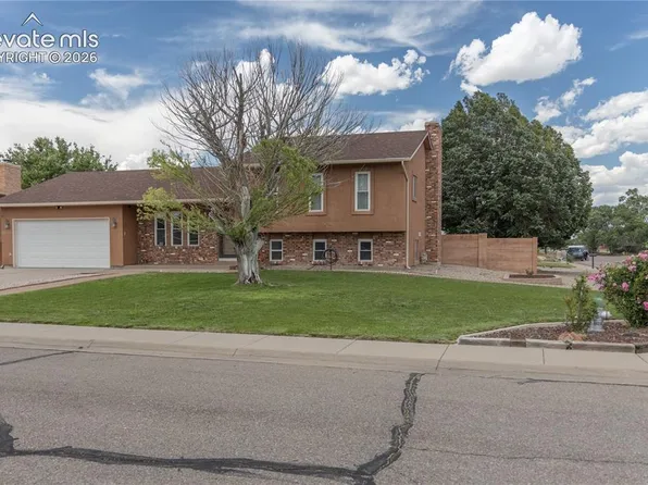 1309 Kingsroyal Blvd, Pueblo, CO 81005