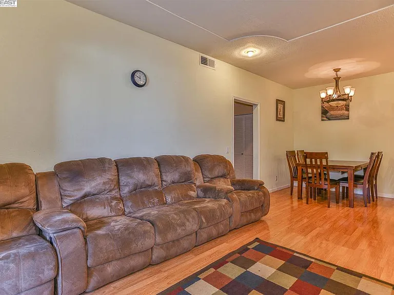 3416 Deerwood Ter #112 — Photo 4