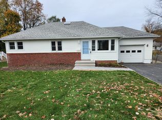 467 Spring Valley Rd, Paramus, NJ 07652