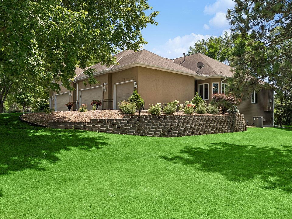1st image of 16847 Terrey Pine Dr
