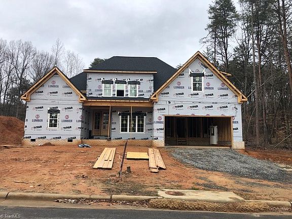 2nd image of 1406 Bethany Dr