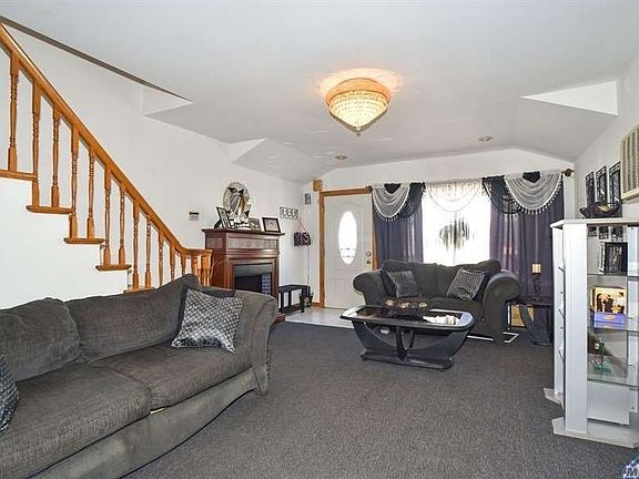 2nd image of 107-25 124th St