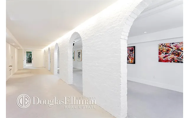 Sold by Douglas Elliman | media 27