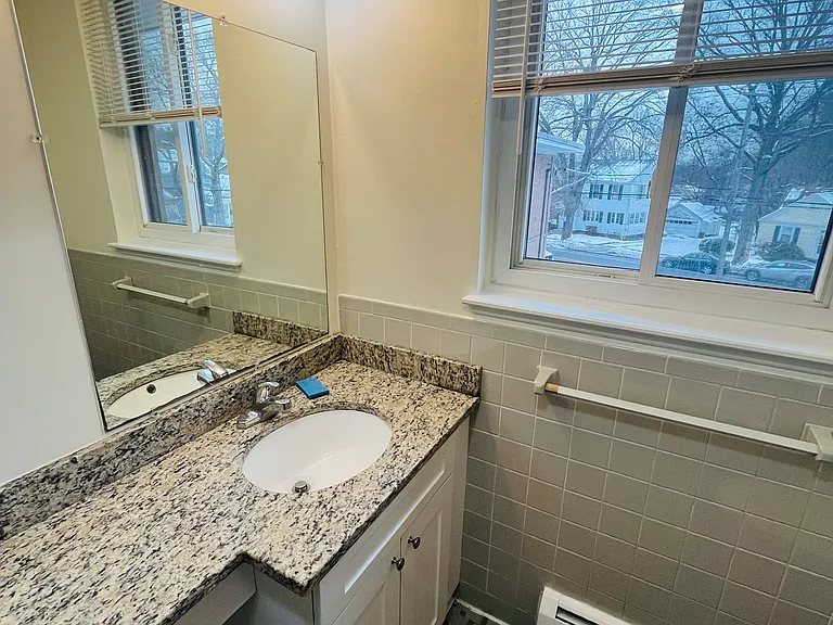 488 Fountain St #2 — Photo 11