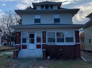 322 S Highland Ave, Rockford, IL
