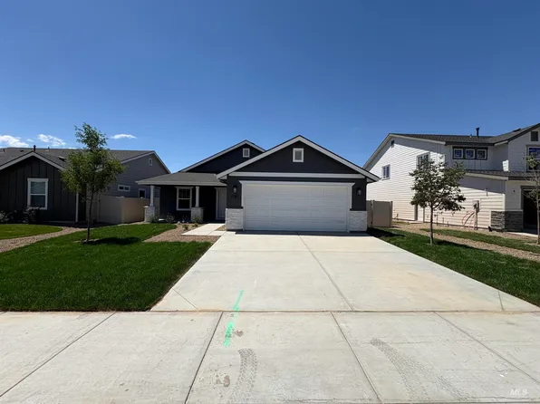 1581 SW Silverstone Ave, Mountain Home, ID 83647