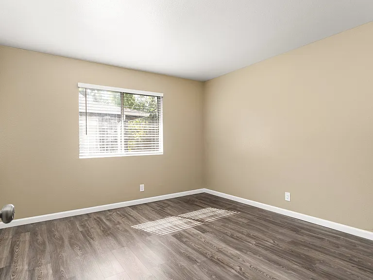 Cedar Park Apartments — Photo 29