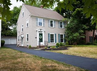 3626 Townley Rd, Shaker Heights, OH 44122