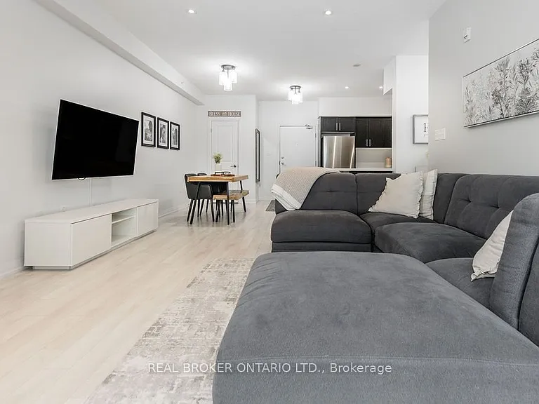 304 Essa Rd #609 — Photo 16