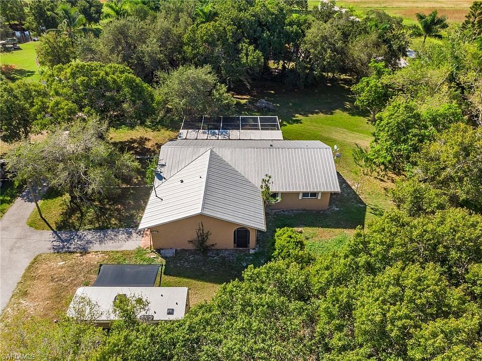 1st image of 5525 Maria Dr