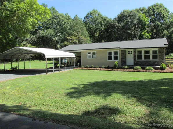 206 Summit St, Locust, NC 28097