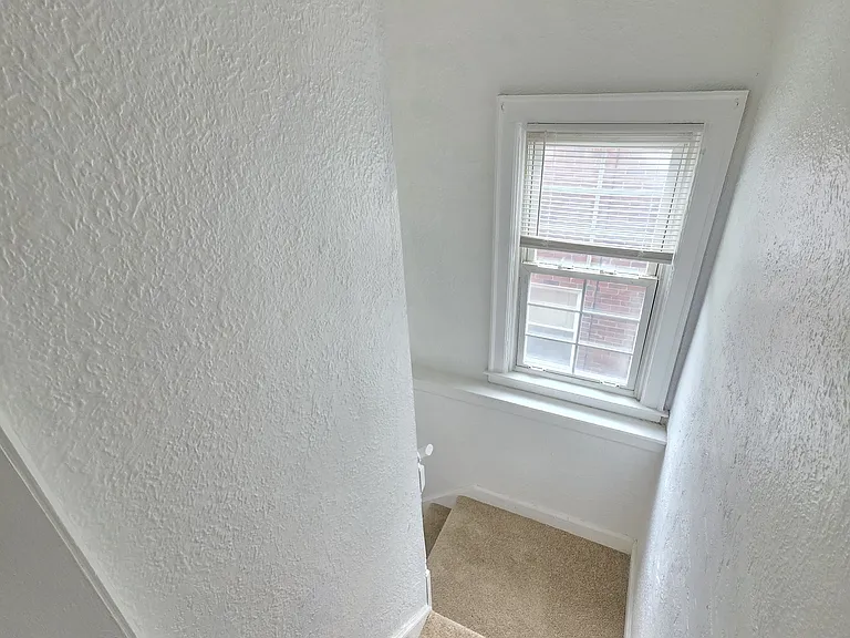 15883 Ardmore St — Photo 32