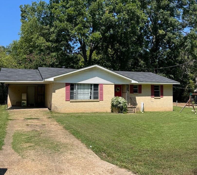 1st image of 27 Leonard Dr