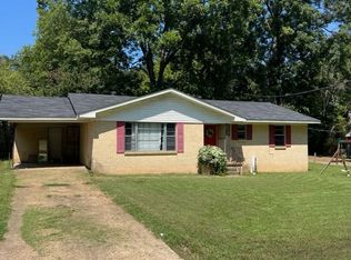 27 Leonard Dr, Coffeeville, MS 38922