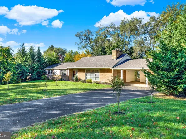 18719 Preston Rd, Hagerstown, MD 21742