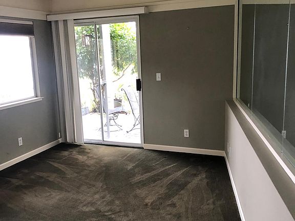 Downstairs bedroom 1