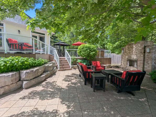 5 Christy Dr, Wasaga Beach, ON L9Z 1C8
