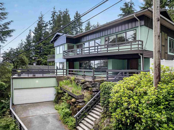 619/621/623 Pine St, Ketchikan, AK 99901