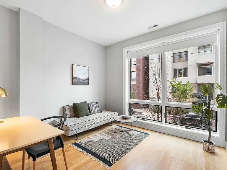 652 N Morgan St #202 — Photo 14
