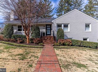 5509 Yorktown Blvd, Arlington, VA 22207