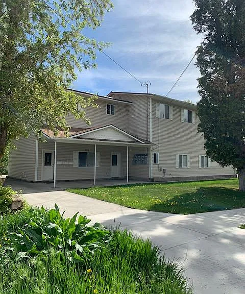 408 E 100 N — Photo 1