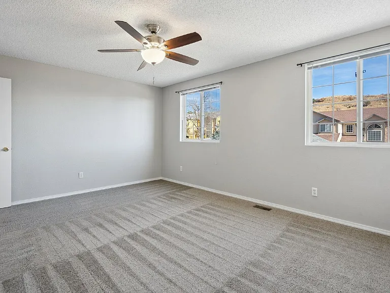7430 Julynn Rd — Photo 16