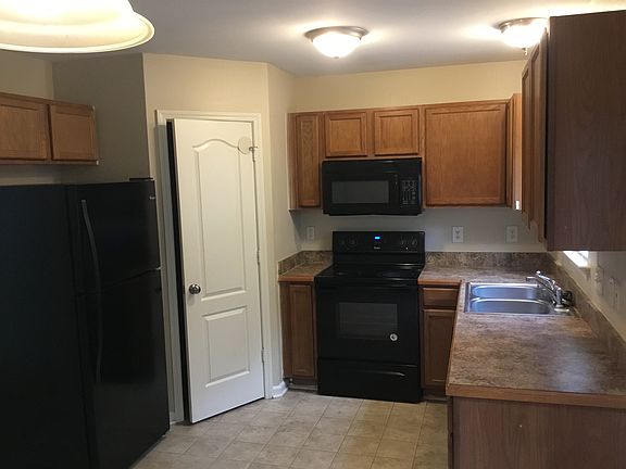 5th image of 3500 Sherbourne Ln