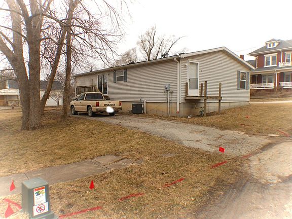 3rd image of 810 West St