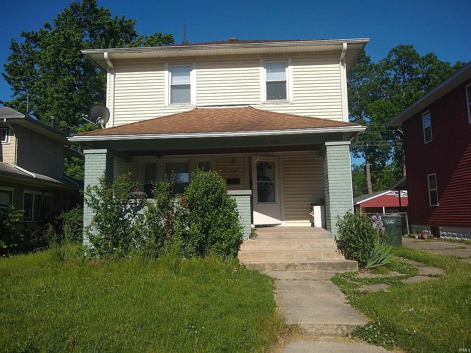 1st image of 737 N Ironwood Dr