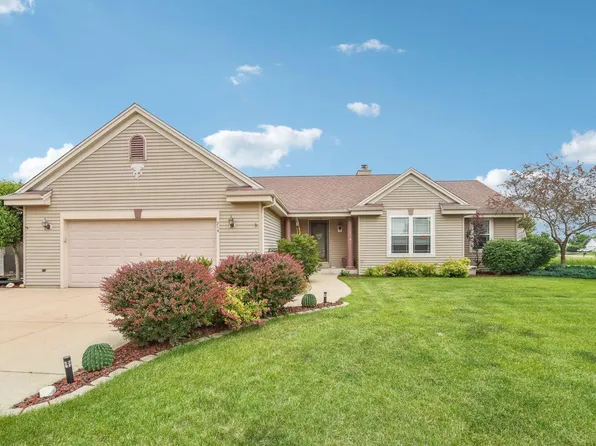 314 Pleasant STREET, Eagle, WI 53119