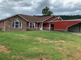 305 Wapiti, Poteau, OK 74953