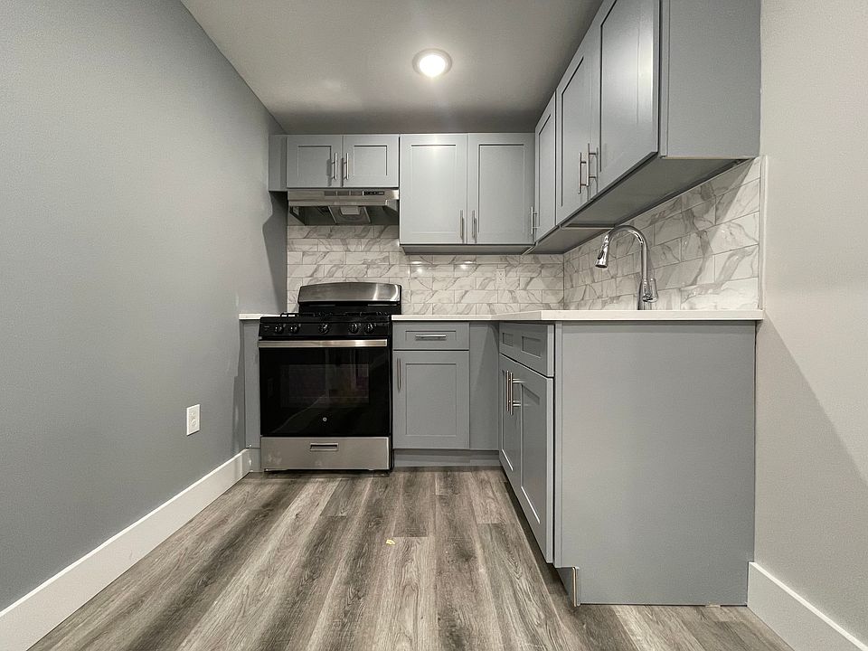 1st image of 865 S 17th St #3E
