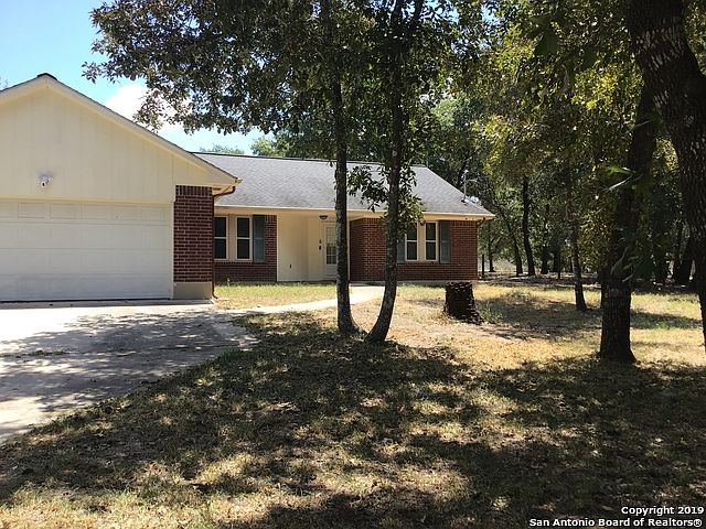 1st image of 317 Whispering Oaks Dr