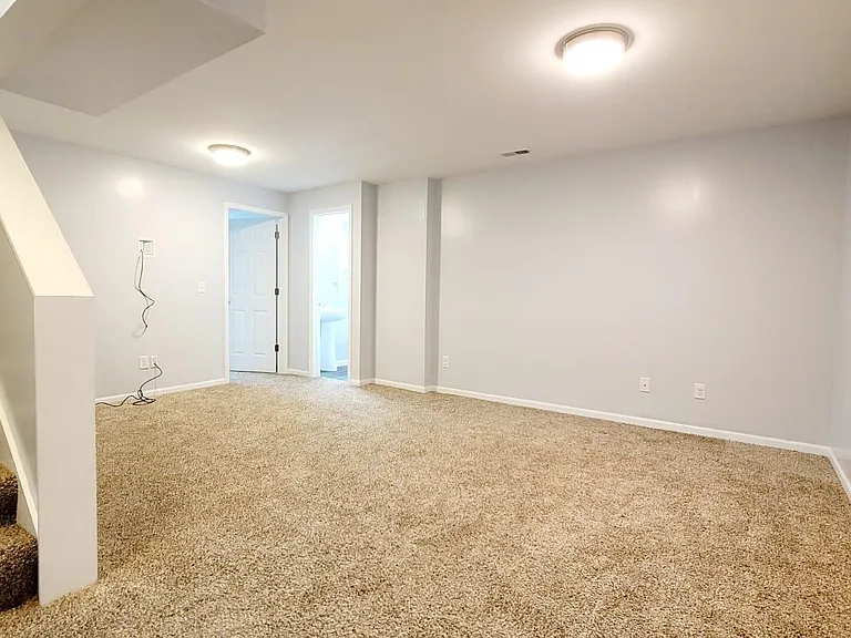 1533 Tall Grass Prairie Dr — Photo 15