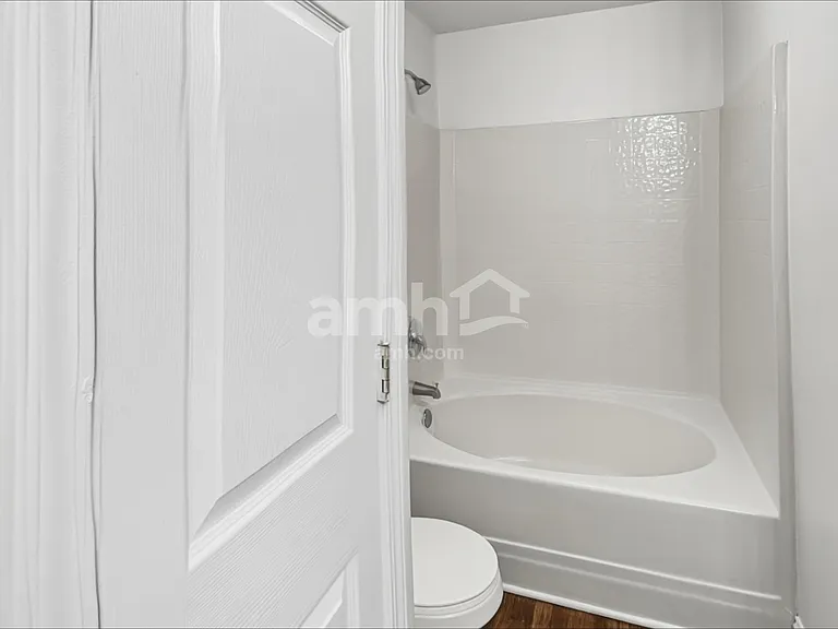 5899 Culloden Ct — Photo 10