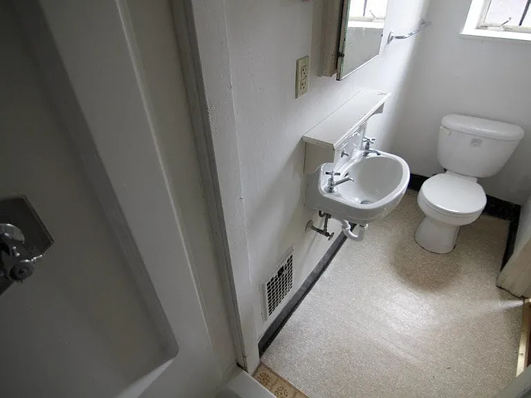 318 S Trenton Ave #2B — Photo 8