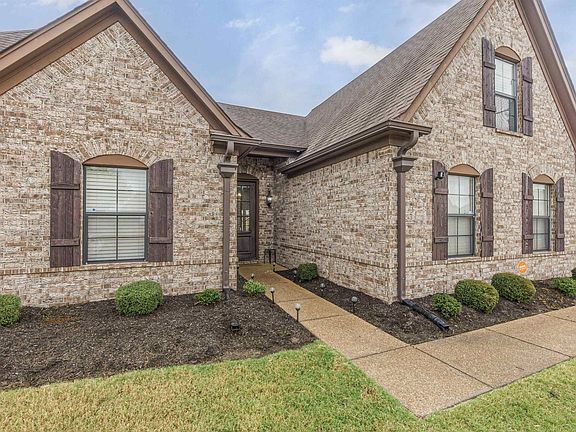 2nd image of 5392 Riverstone Dr