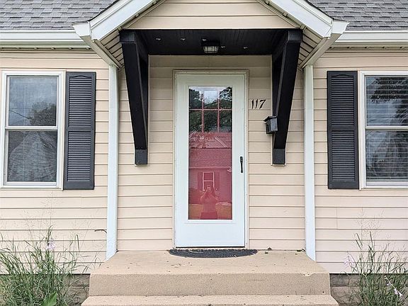5th image of 117 Franklin St