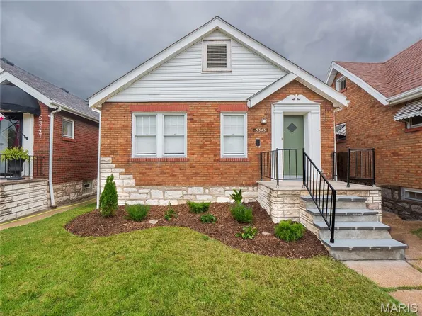 5343 Chippewa St, Saint Louis, MO 63109