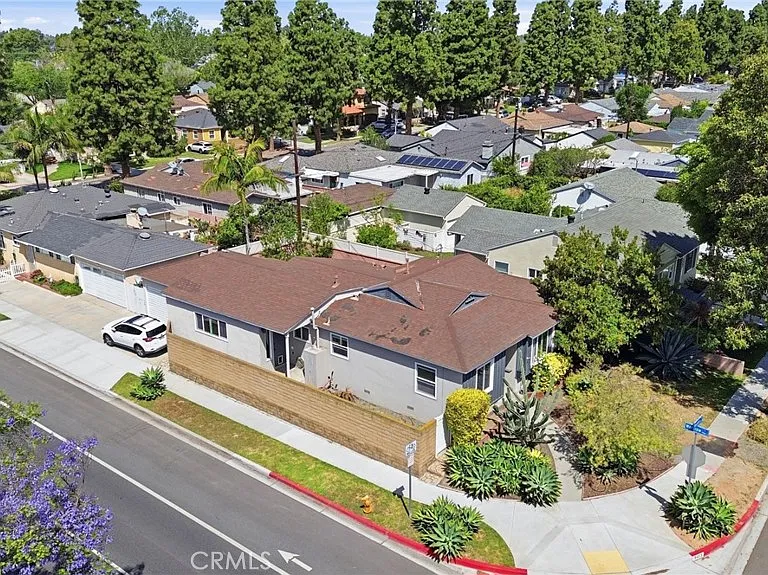 3403 Roxanne Ave — Photo 19
