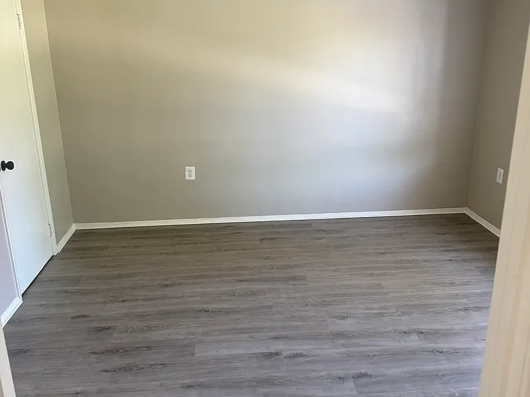 125 S Clubhouse Dr SW #7 — Photo 7