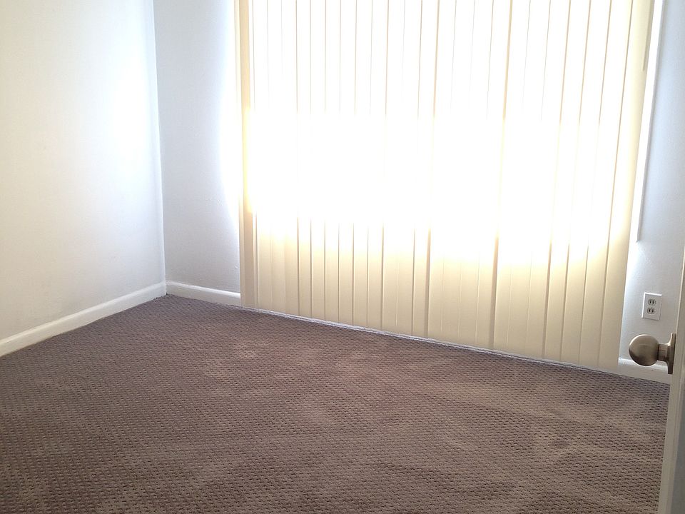 1st image of 625 Hemlock Ave