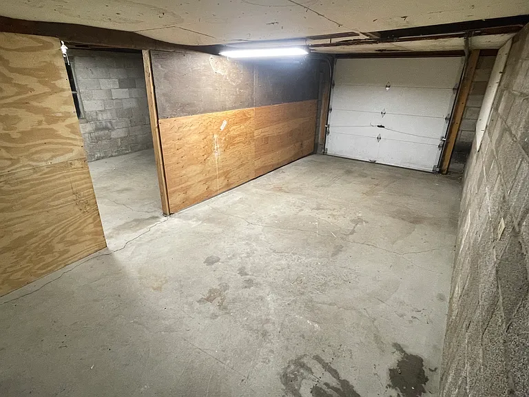 1140 Park Ave — Photo 15